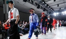 哈利服装爆料反季节视频,哈利服装爆料视频带你领略时尚新风向
