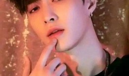 圈内八卦爆料张艺兴,揭秘娱乐圈背后的励志故事