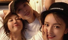 狗仔爆料刘雯视频播放在线观看,刘雯私密视频曝光，在线观看引发热议